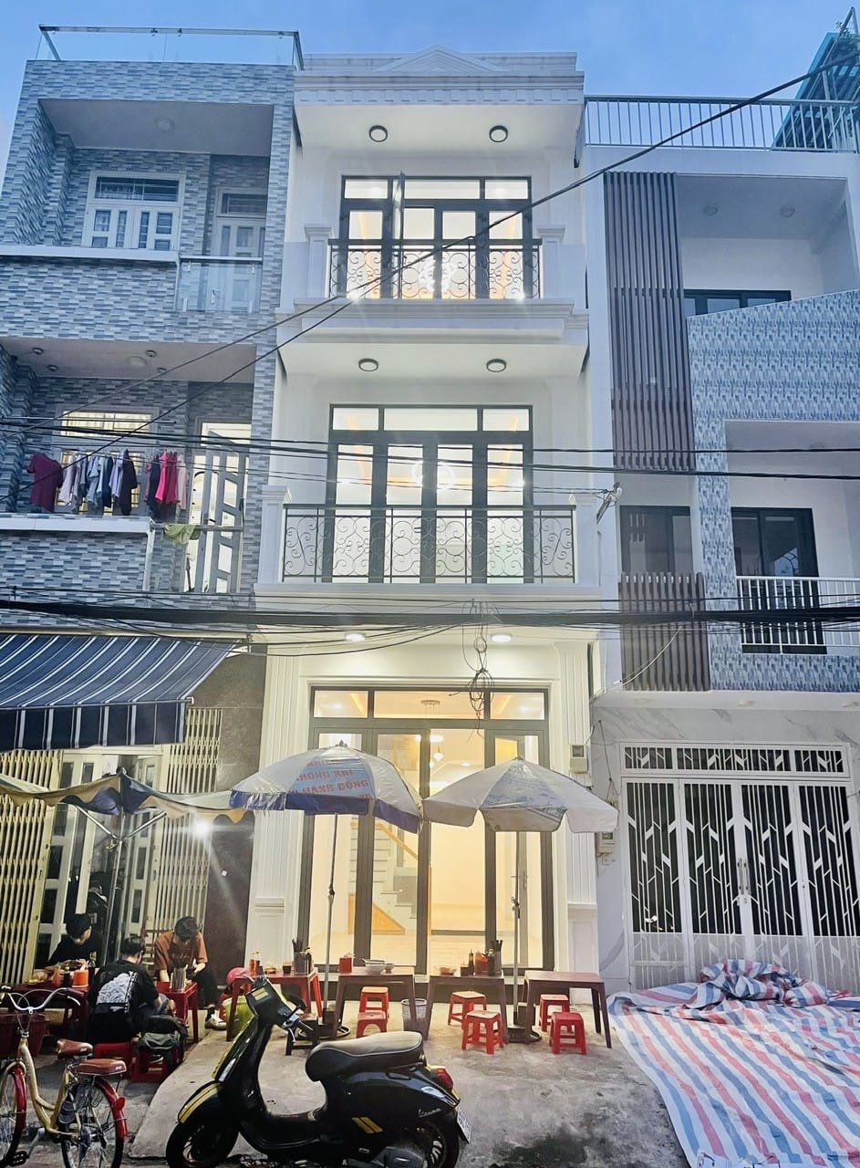 Mặt tiền đường số 4 cư xá Chu Văn An bán nhà xe hơi đậu trong nhà 4 tầng 41m2 giá chỉ 9 tỷ 499
