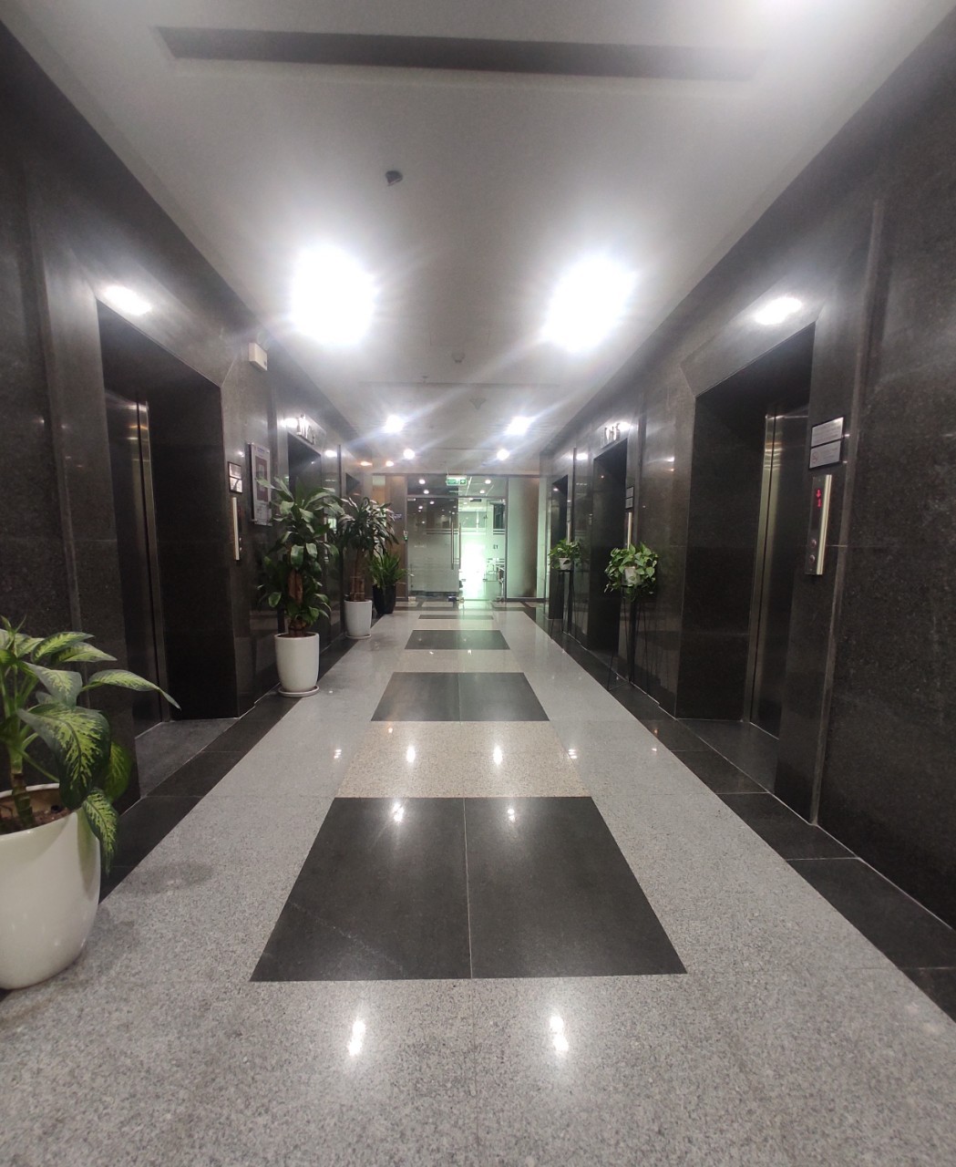 Cđt tòa ICON 4, Đê La Thành cho thuê 100m2, 150m2, 200m2, 600m2 văn phòng hoàn thiện trần sàn đẹp 4