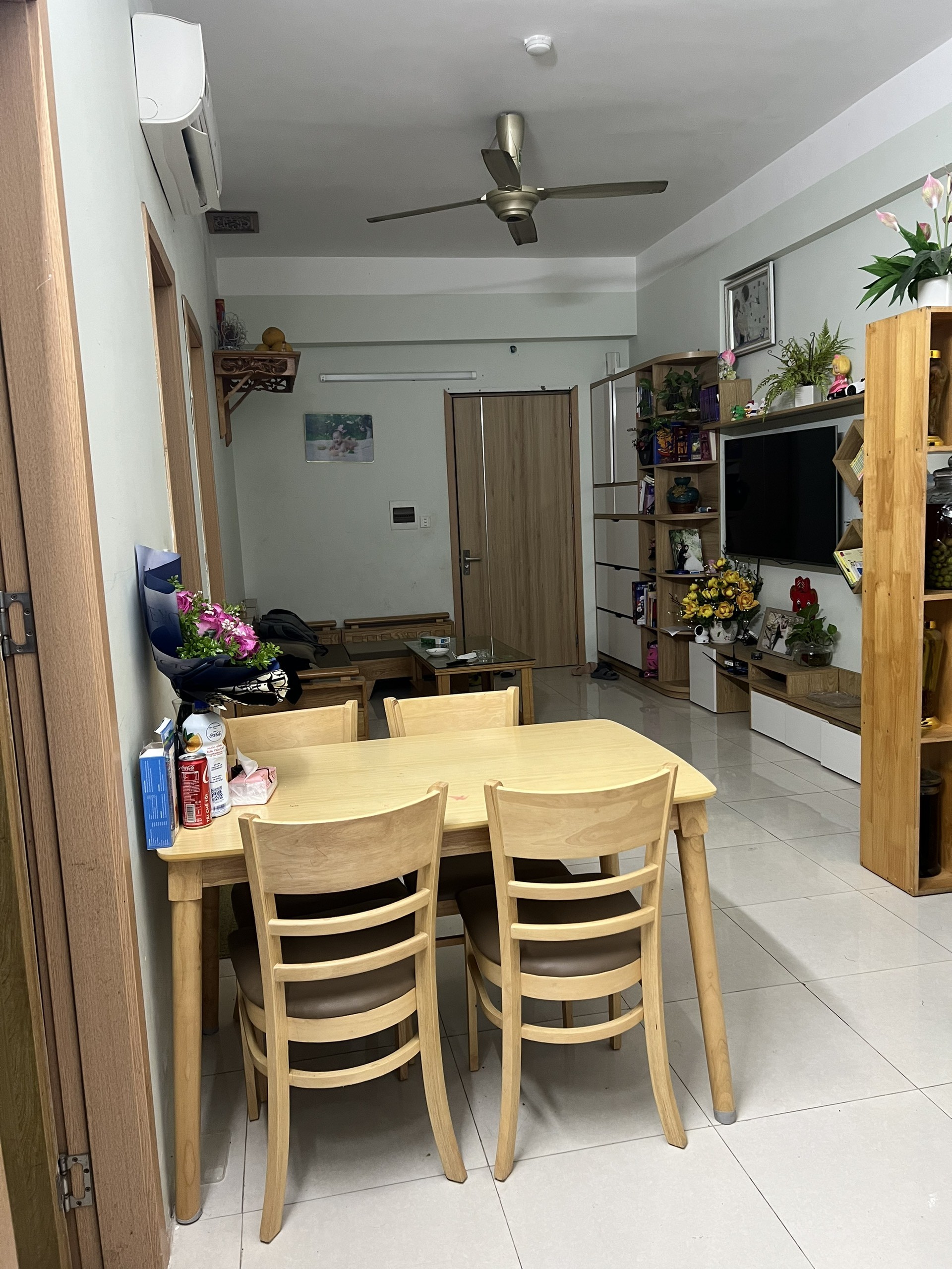 Chính chủ gửi bán căn chung cư 2PN view sát Hồ điều hòa tại KDT Thanh Hà Hà Đông 2