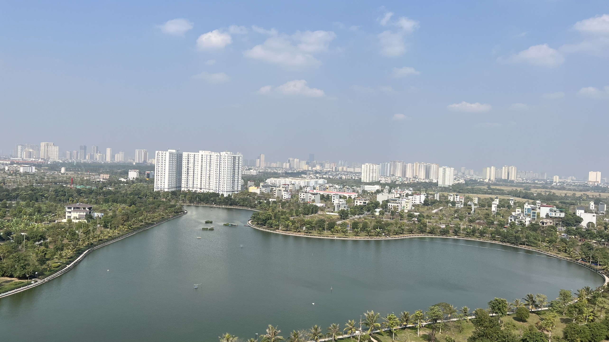 Chính chủ gửi bán căn chung cư 2PN view sát Hồ điều hòa tại KDT Thanh Hà Hà Đông 4