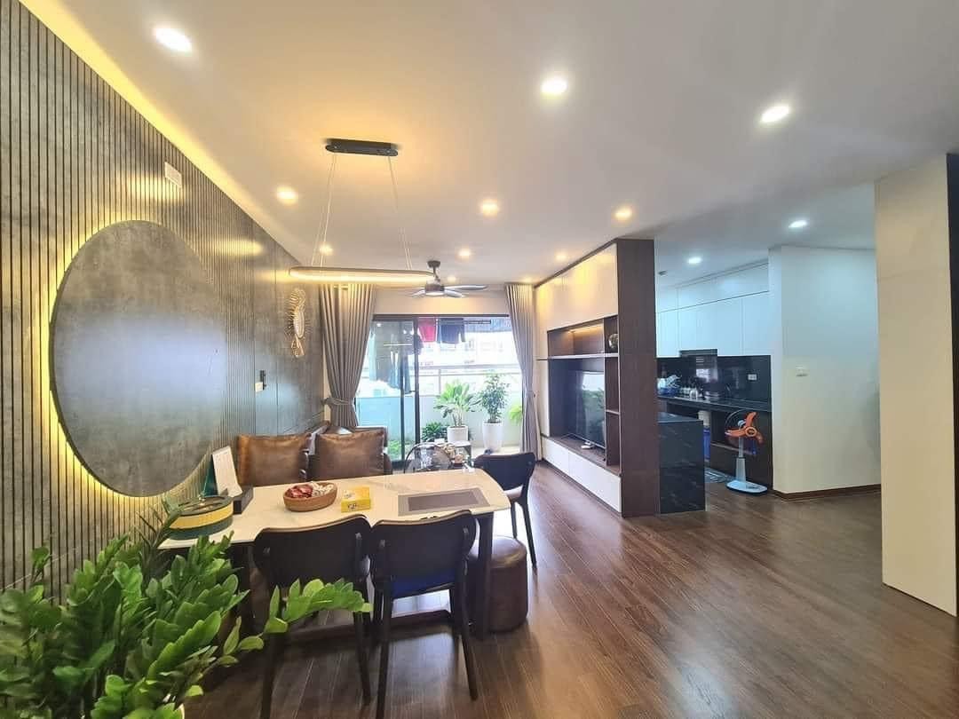 Gia đình chuyển đổi nhu cầu sử dụng cần bán căn hộ 85m², 2PN, tầng trung đẹp 60tr/m2 tại Hapu 3