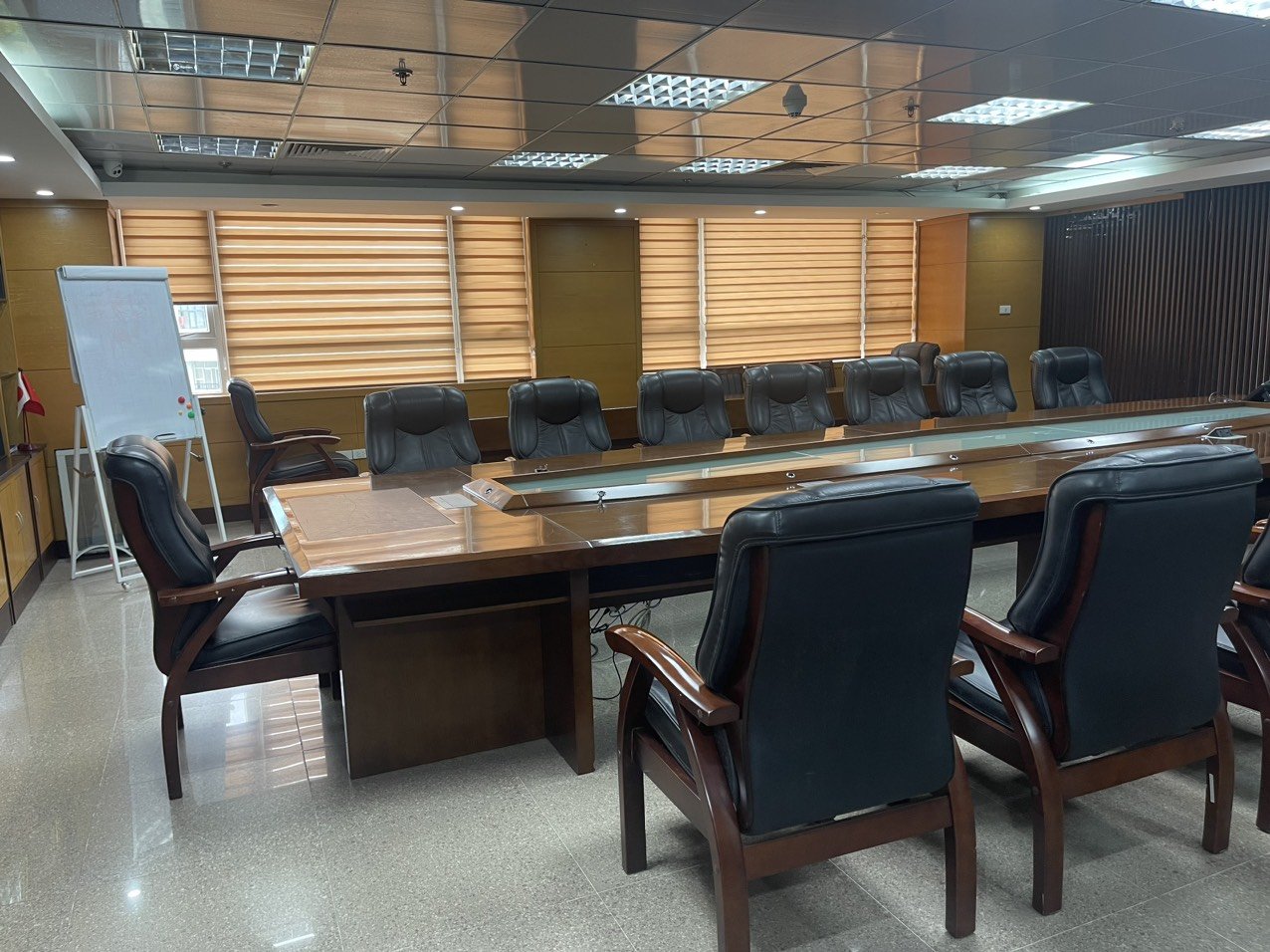 Cho thuê sàn văn phòng đẹp giá tốt 150- 500m2 tại tòa nhà Hancorp Plaza Trần Đăng Ninh, Cầu Giấy 2