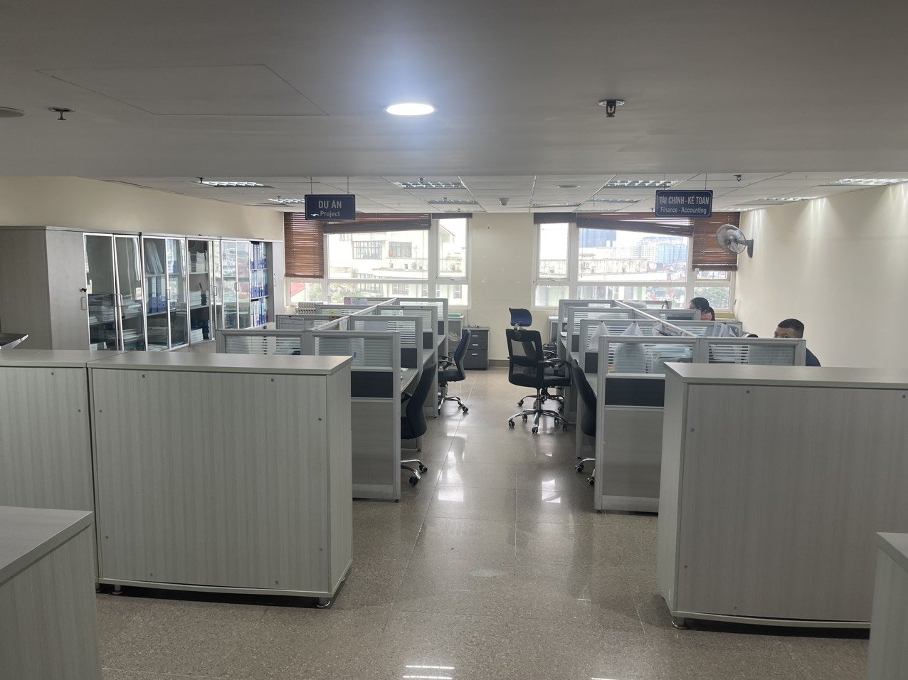Cho thuê sàn văn phòng đẹp giá tốt 150- 500m2 tại tòa nhà Hancorp Plaza Trần Đăng Ninh, Cầu Giấy 3