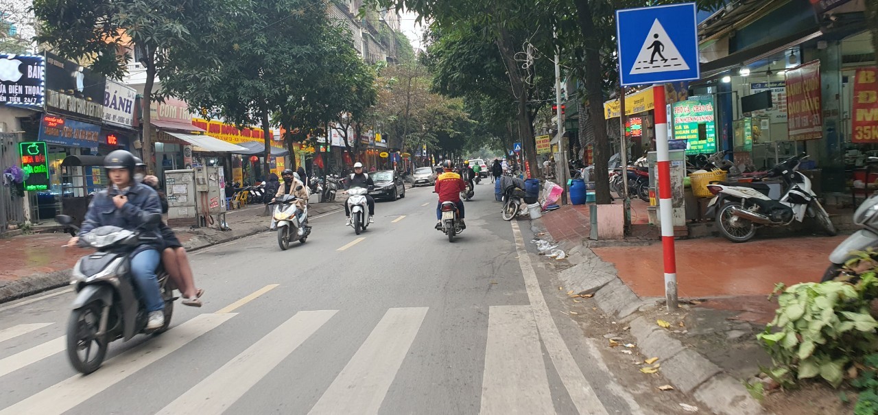 Cần bán Nhà mặt tiền đường Nguyễn Khả Trạc, Phường Mai Dịch, Diện tích 60m², Giá 21 Tỷ