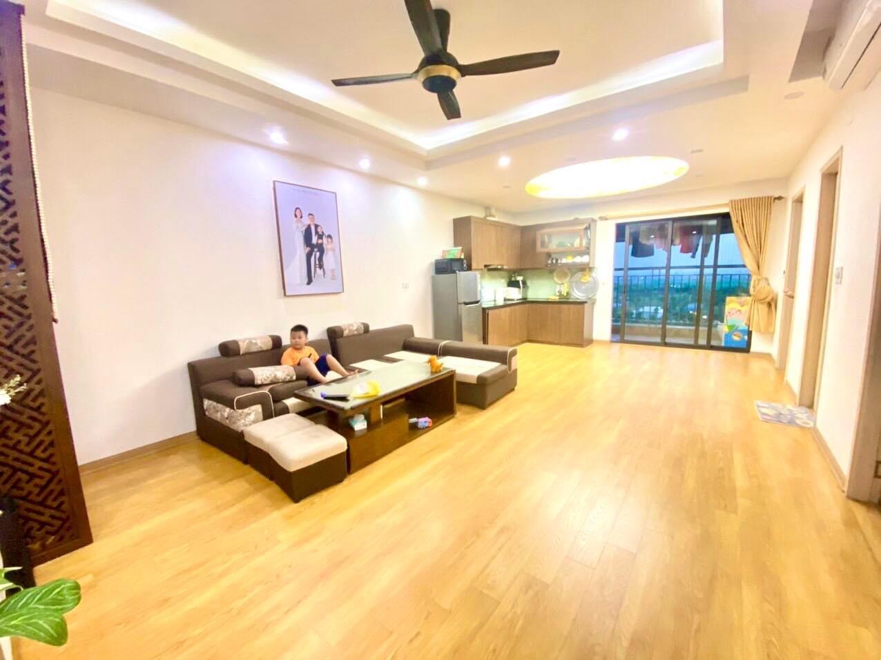 Cần bán căn chung cư góc 81m full nội thất mới tại KDT Thanh Hà Hà Đông 1