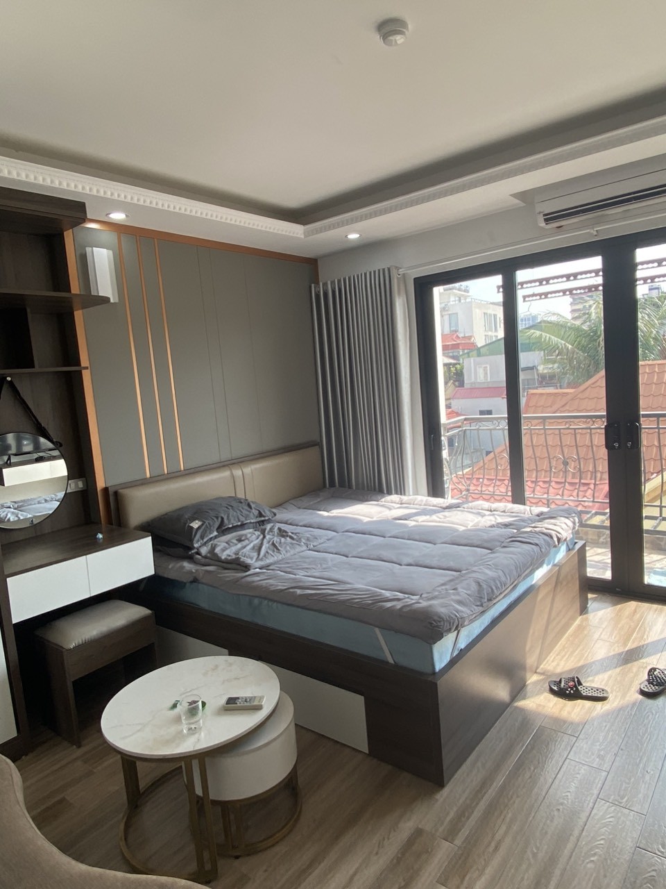 Cho thuê căn hộ Apartment Full đồ cực xịn tại Ngõ 29 Võng Thị, Bưởi, Tây Hồ. Chỉ 6.5tr