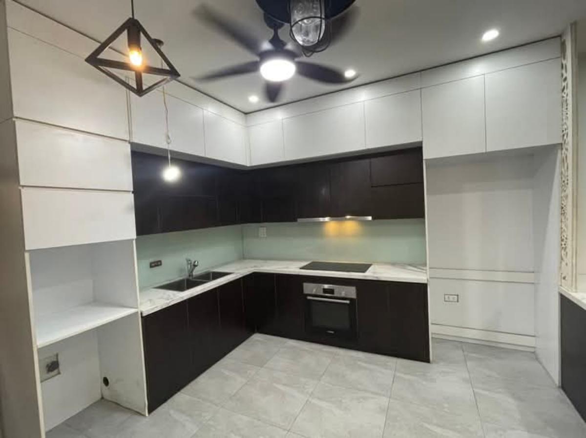 Nhà Đẹp Bùi Huy Bích - Lô Góc - Gara Ô Tô - Vỉa Hè Rộng - Kinh Doanh - Cực Hiếm Nhà Bán 5