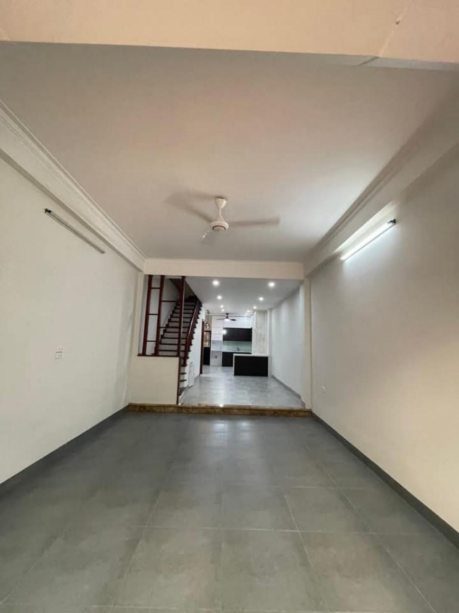 Nhà Đẹp Bùi Huy Bích - Lô Góc - Gara Ô Tô - Vỉa Hè Rộng - Kinh Doanh - Cực Hiếm Nhà Bán 4