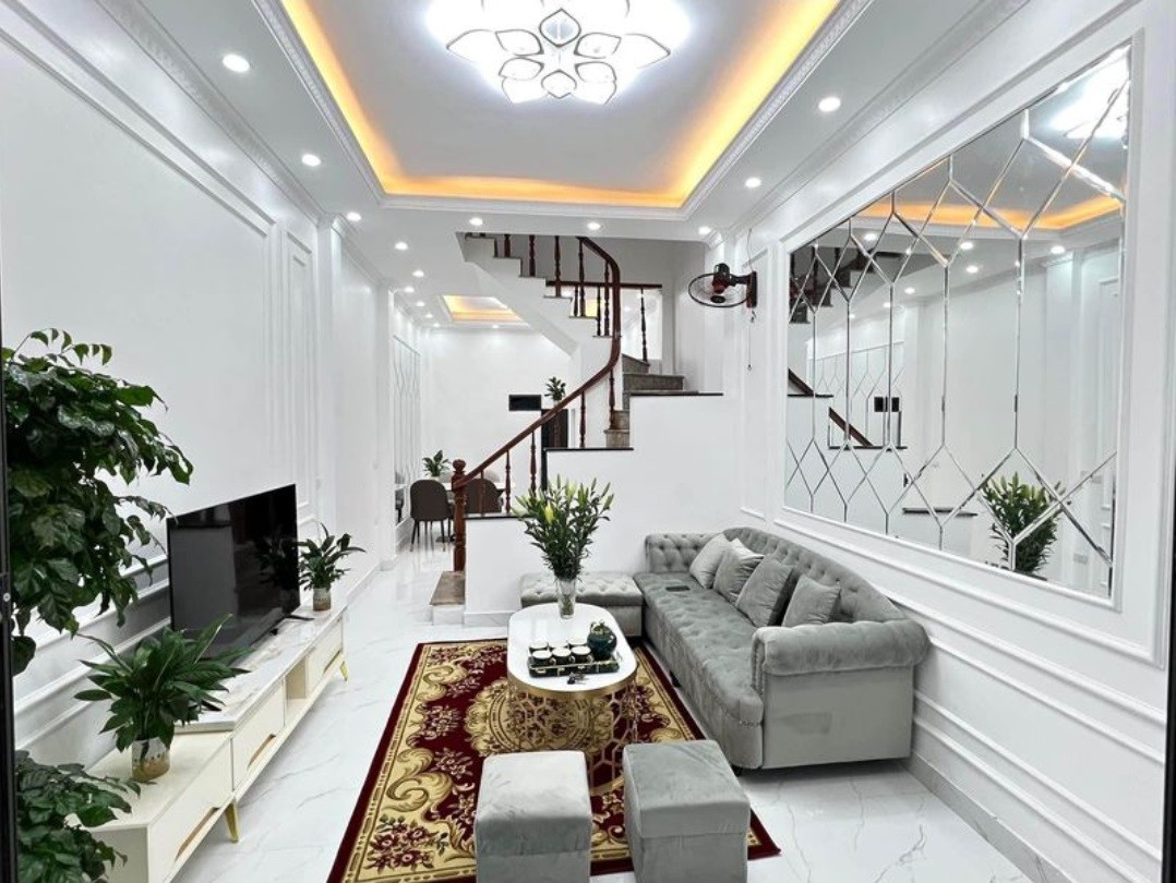 Nhà trung tâm thị trần Phùng, Đan Phương 4km phố Nhổn, 12 phút Mỹ Đình, xây 40M 4 Tầng, 4 ngủ 2
