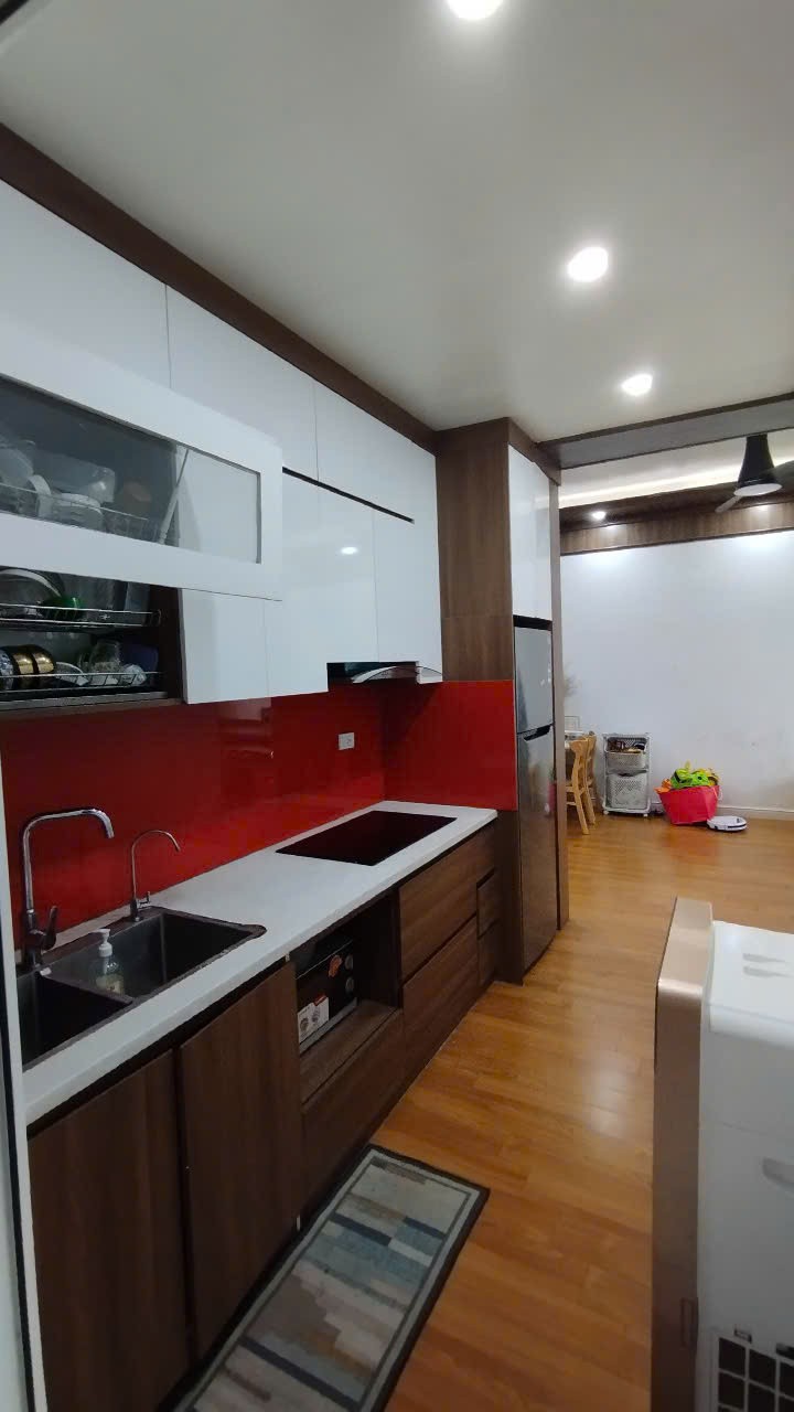 Cần bán nhanh căn hộ 70m tầng 6 view Hồ điều hòa, full nội thất tại KDT Thanh Hà Mường Thanh 3