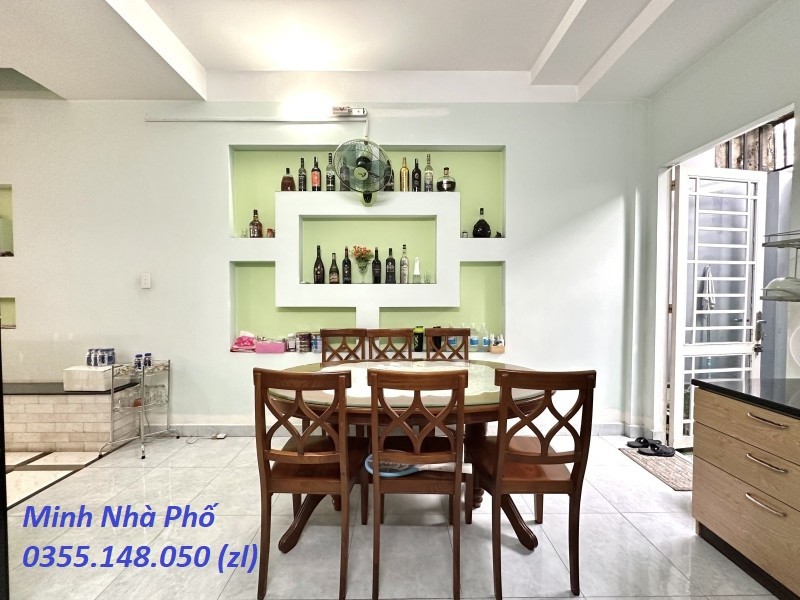 Bán Nhà Nơ Trang Long 40m2, 3 P. Ngủ, Sân Thượng Đẹp Hơn 4 Tỉ 2