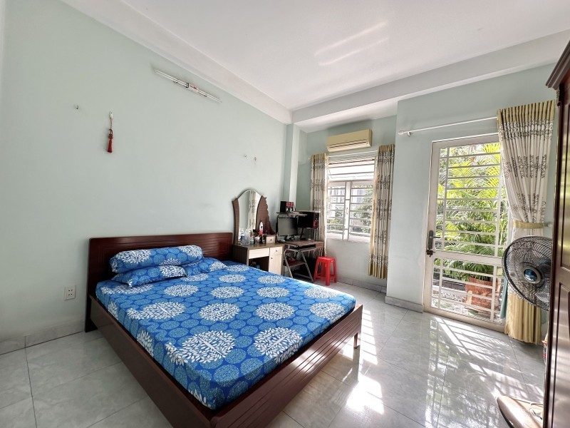 Bán Nhà Nơ Trang Long 40m2, 3 P. Ngủ, Sân Thượng Đẹp Hơn 4 Tỉ 4