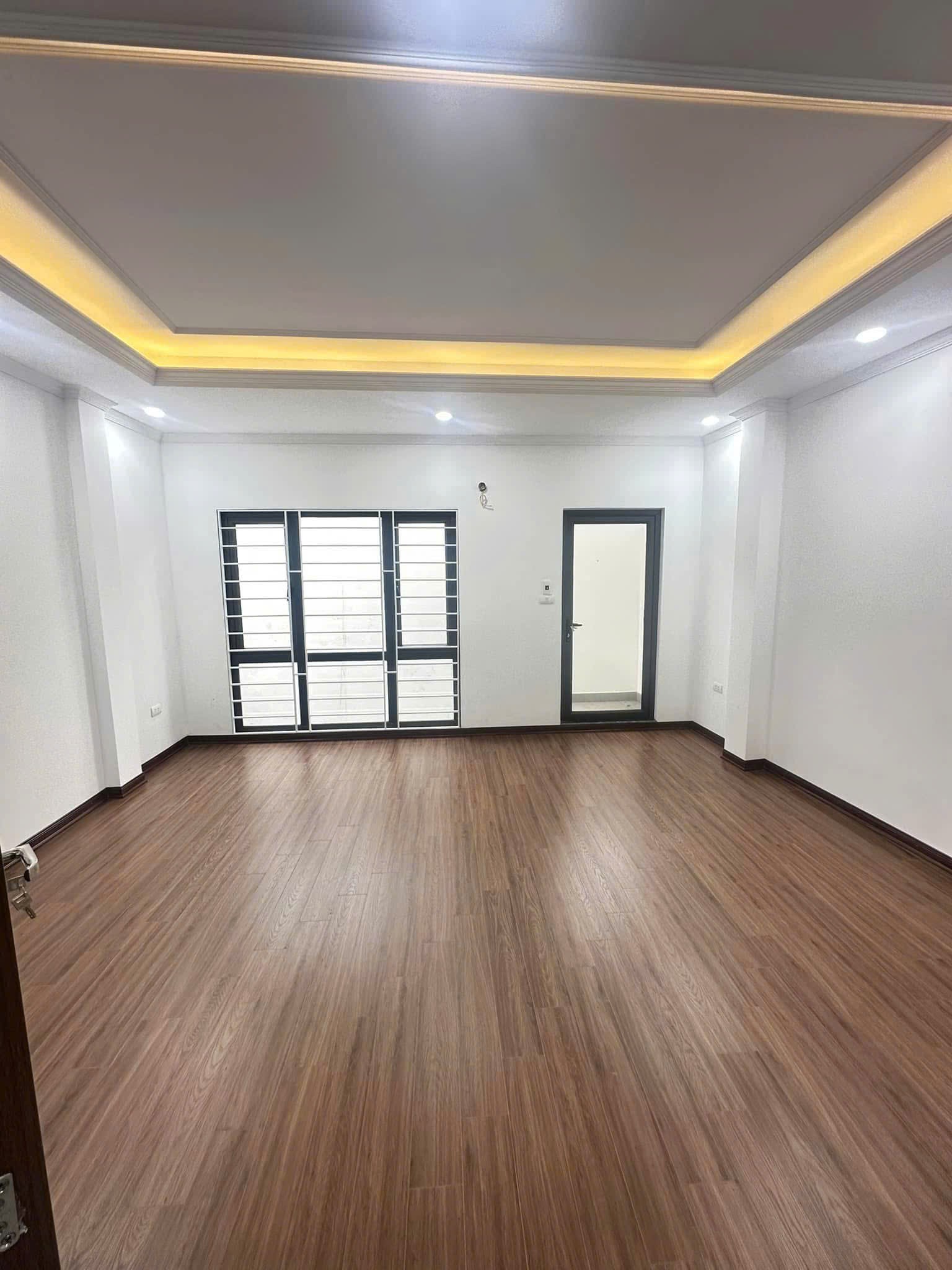 Cần bán Nhà mặt tiền đường Khương Đình, Phường Khương Đình, Diện tích 45m², Giá Thương lượng 2