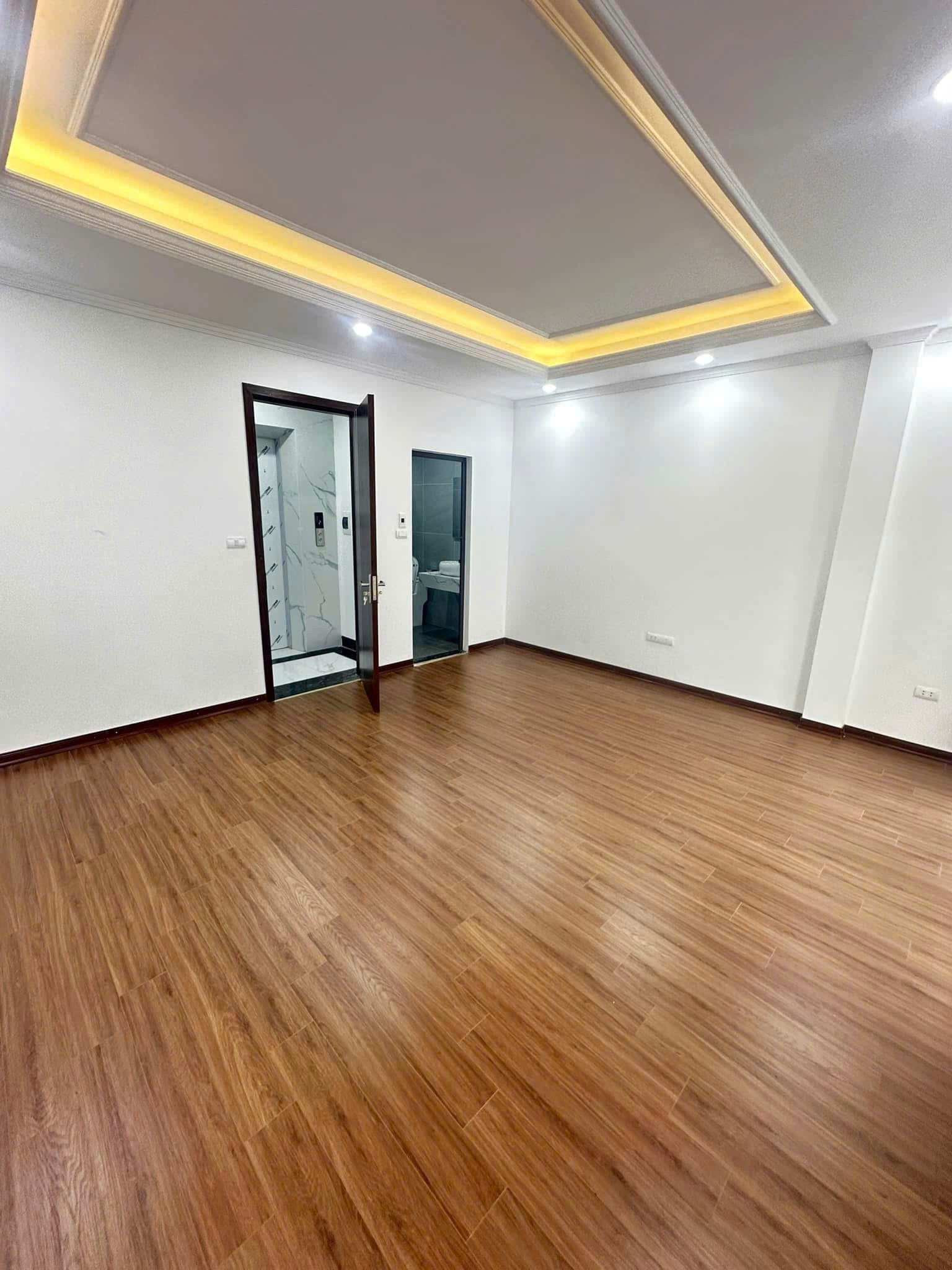 Cần bán Nhà mặt tiền đường Khương Đình, Phường Khương Đình, Diện tích 45m², Giá Thương lượng 3