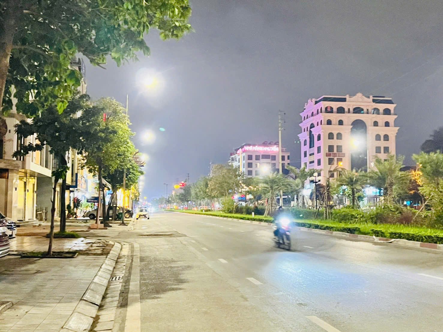 Giá cực tốt lô đất mặt đường Trường Chinh, ph Thanh Bình, TP HD, 61.7m2, mt 4.01m, KD