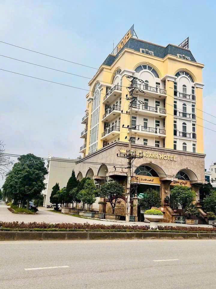 Bán căn nhà 4 tầng mặt đường đôi Phùng Chí Kiên, KĐT An Phú, TP HD, 67.5m2, mt 4.5m, 6.2 tỷ
