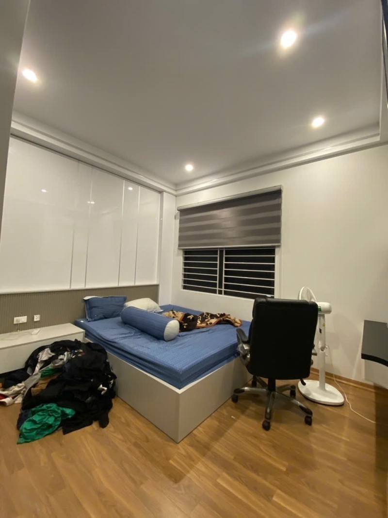 NHÀ 6 TẦNG – GARA 2 Ô TÔ – PHỐ VIỆT HƯNG – LONG BIÊN 5
