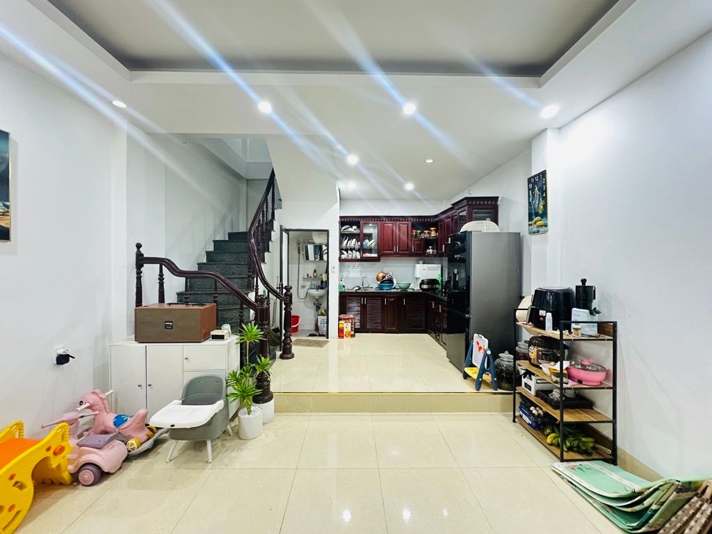 Bán nhà Tân Triều, Thanh Trì, Ô tô gần, Kinh doanh, 4N, 32m2, 7.65 tỷ(CTL)