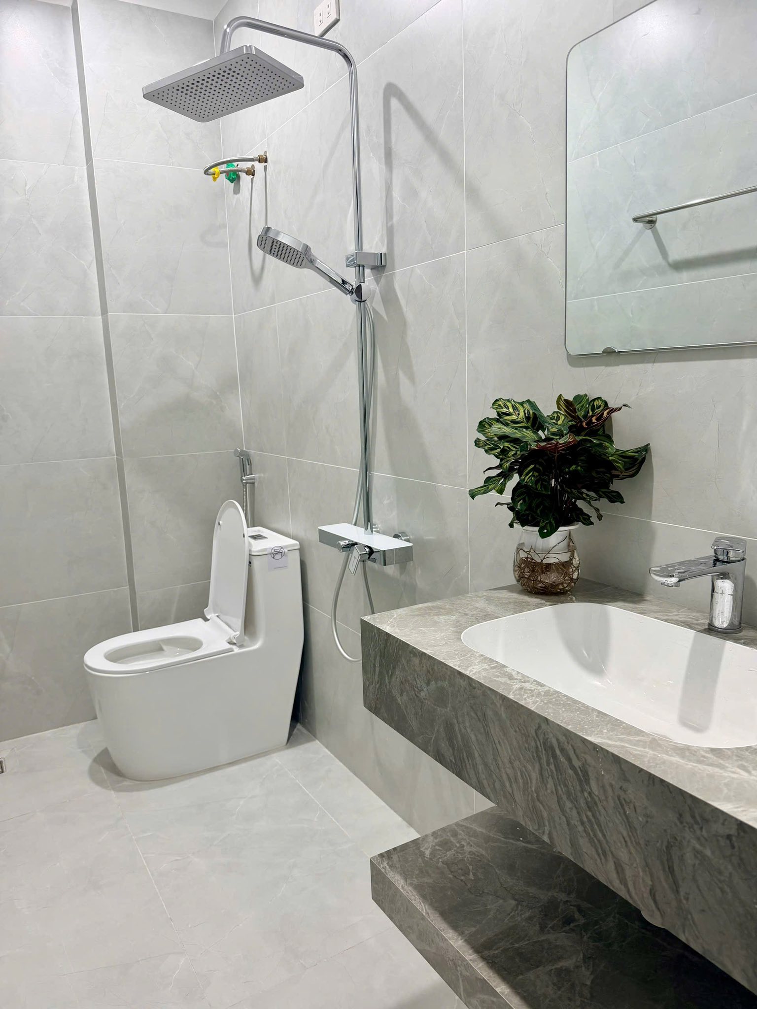 Bán căn nhà 4 tầng ngõ phố Nguyễn Tuân, ph Thanh Bình, TP HD, 45m2, mt 4m, 4 ngủ, 3.29 tỷ 3