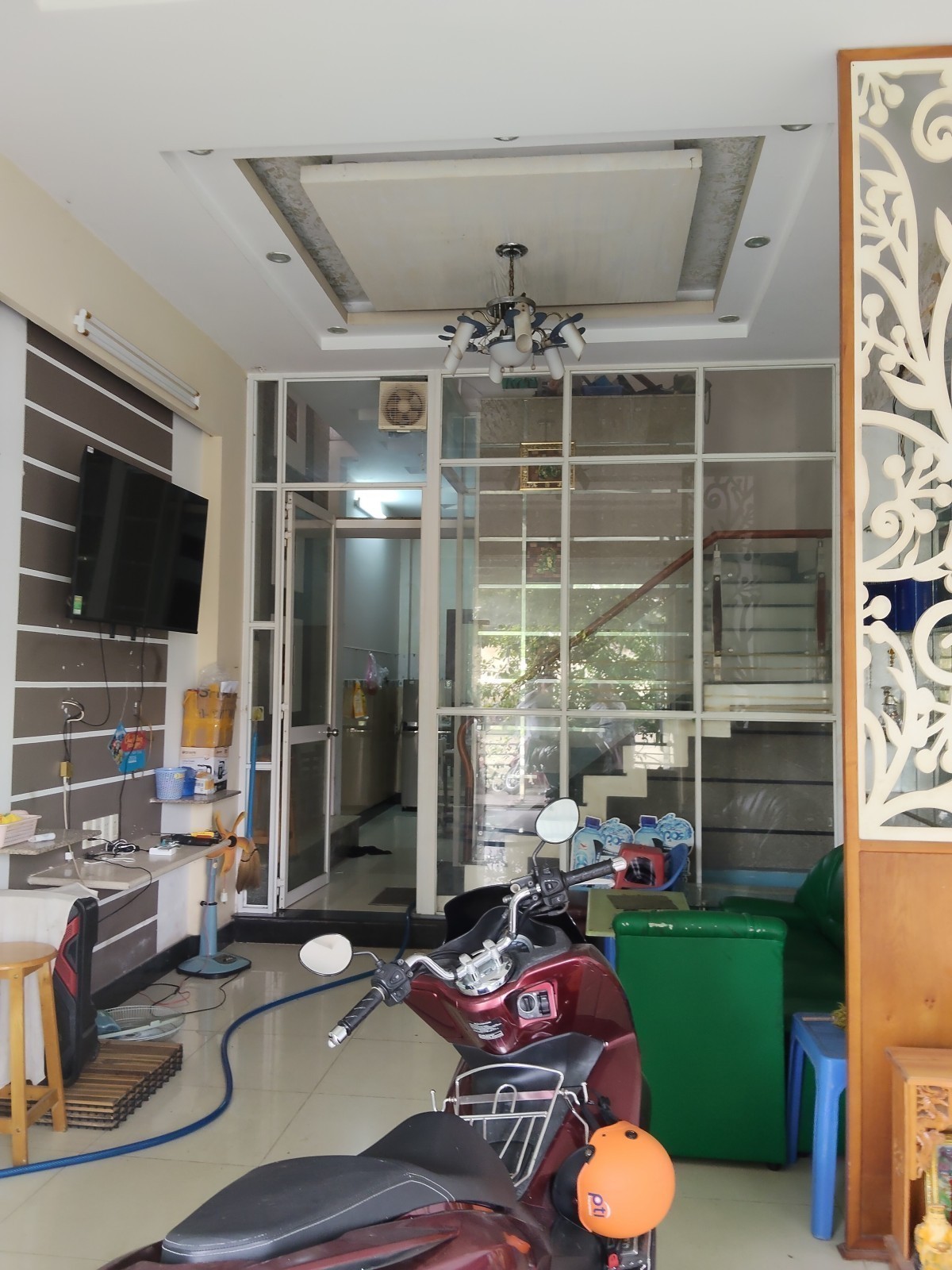 GẦN CHỢ THỦ ĐỨC - NHÀ 2 TẦNG 50M2 – SỔ RIÊNG KHÔNG QUY HOẠCH KHÔNG LỘ GIỚI – 2,95 4