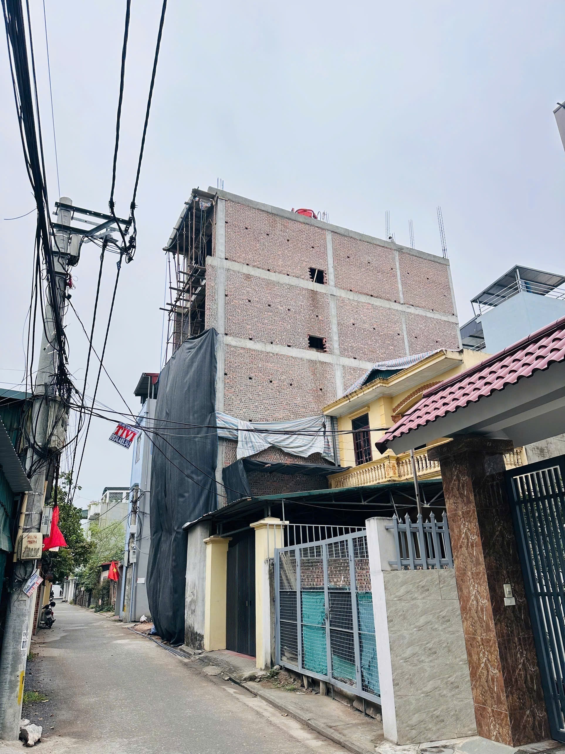 Bán từ thô căn nhà 59m x 6T tại Long Biên. Ô tô tránh thông, thiết kế hiện đại. 2