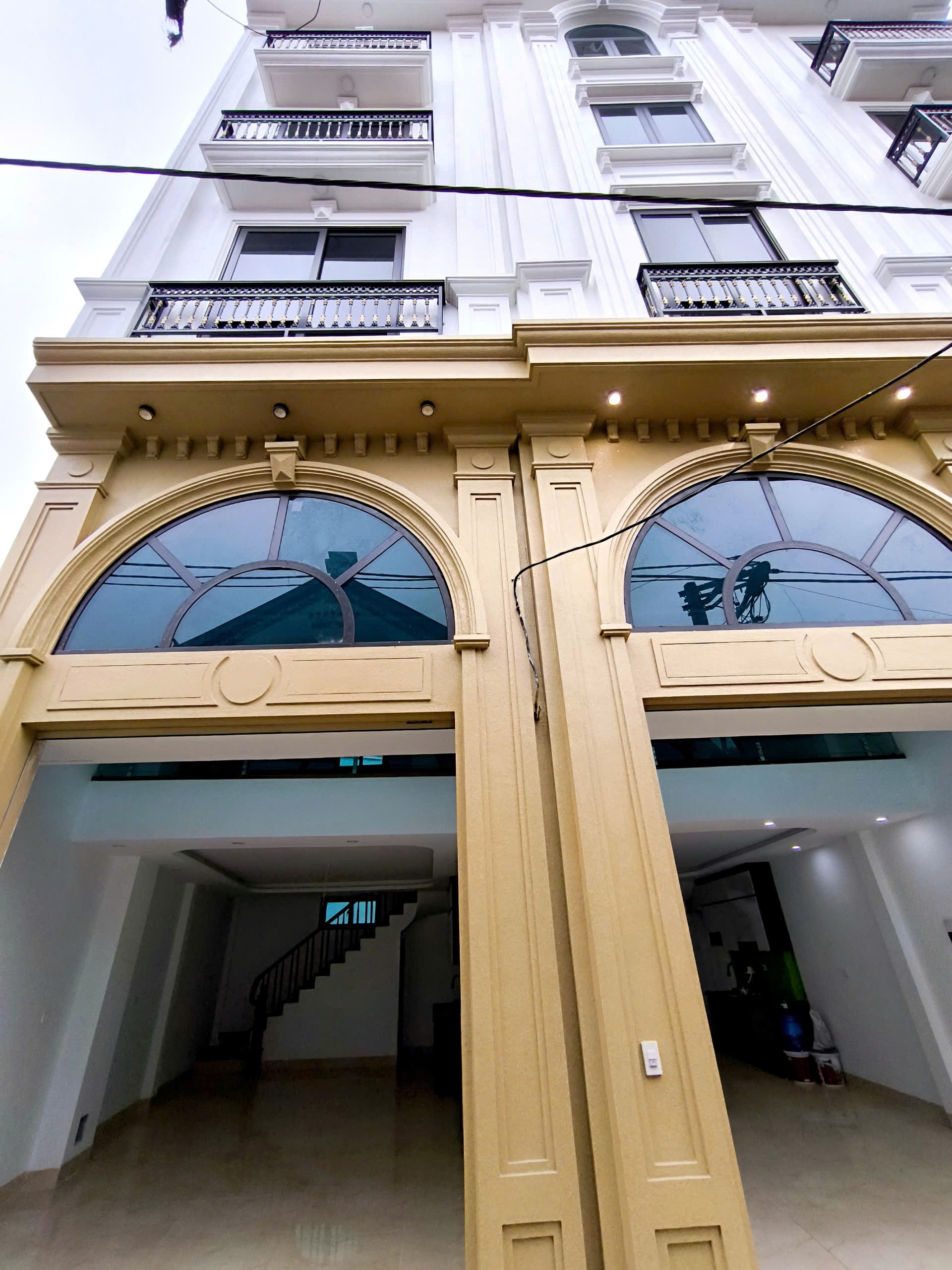 Bán nhà xã Sơn Đồng, Hà Nội 42M 5 Tầng, kinh doanh, ô tô qua nhà, có nội thất 2