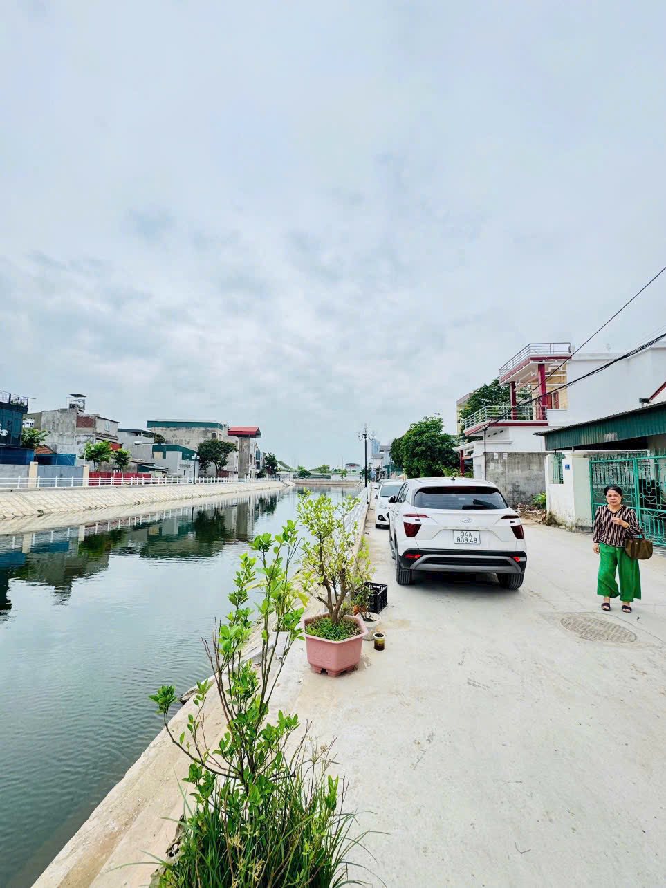 Bán lô đất view mặt sông gần cầu Chữ Y, ph Ngọc Châu, TP HD, 205.8m2, mt 6.21m, giá tốt 3