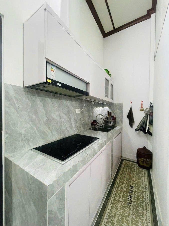 Bán gấp nhà 2 tầng mặt phố Bế Văn Đàn, 53m2, mặt tiền 3.3m, 2 mặt thoáng, kinh doanh, giá 16 tỷ 2