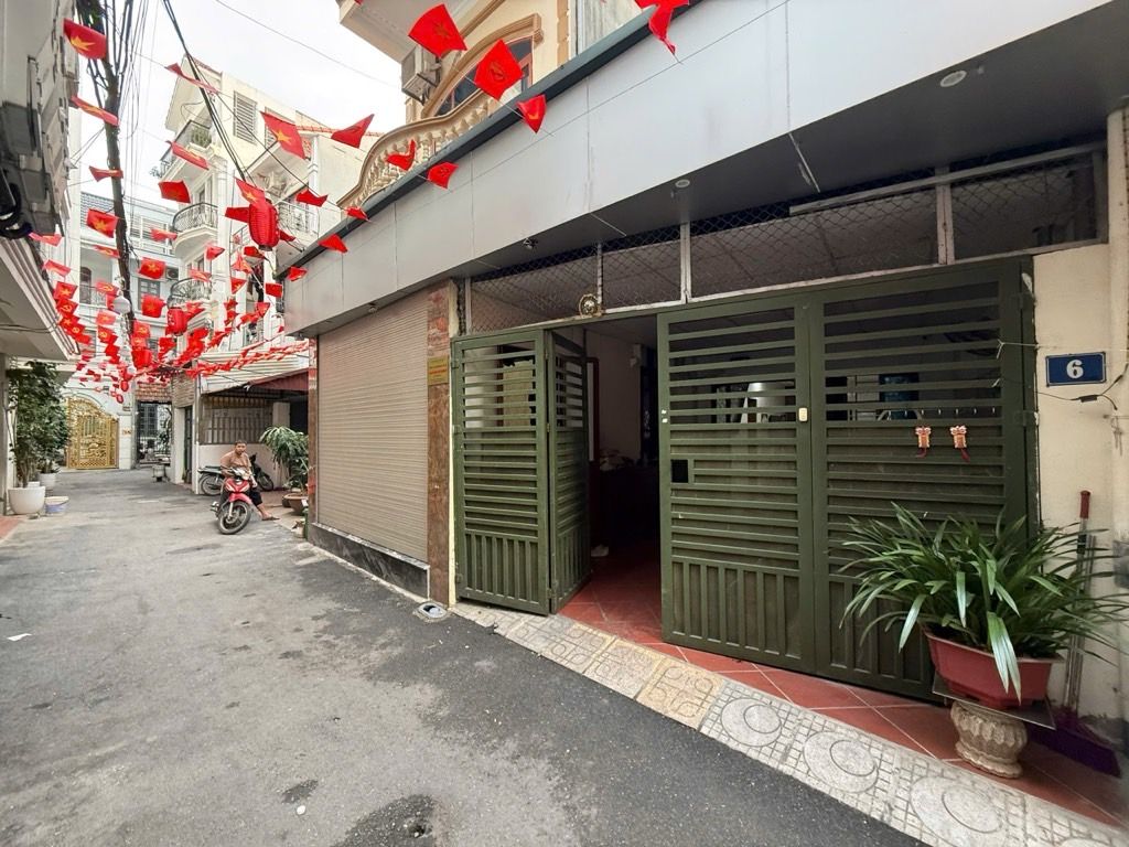Cần bán Đất đường Nguyễn Văn Linh, Phường Phúc Đồng, Diện tích 54m², Giá 7.8 Tỷ