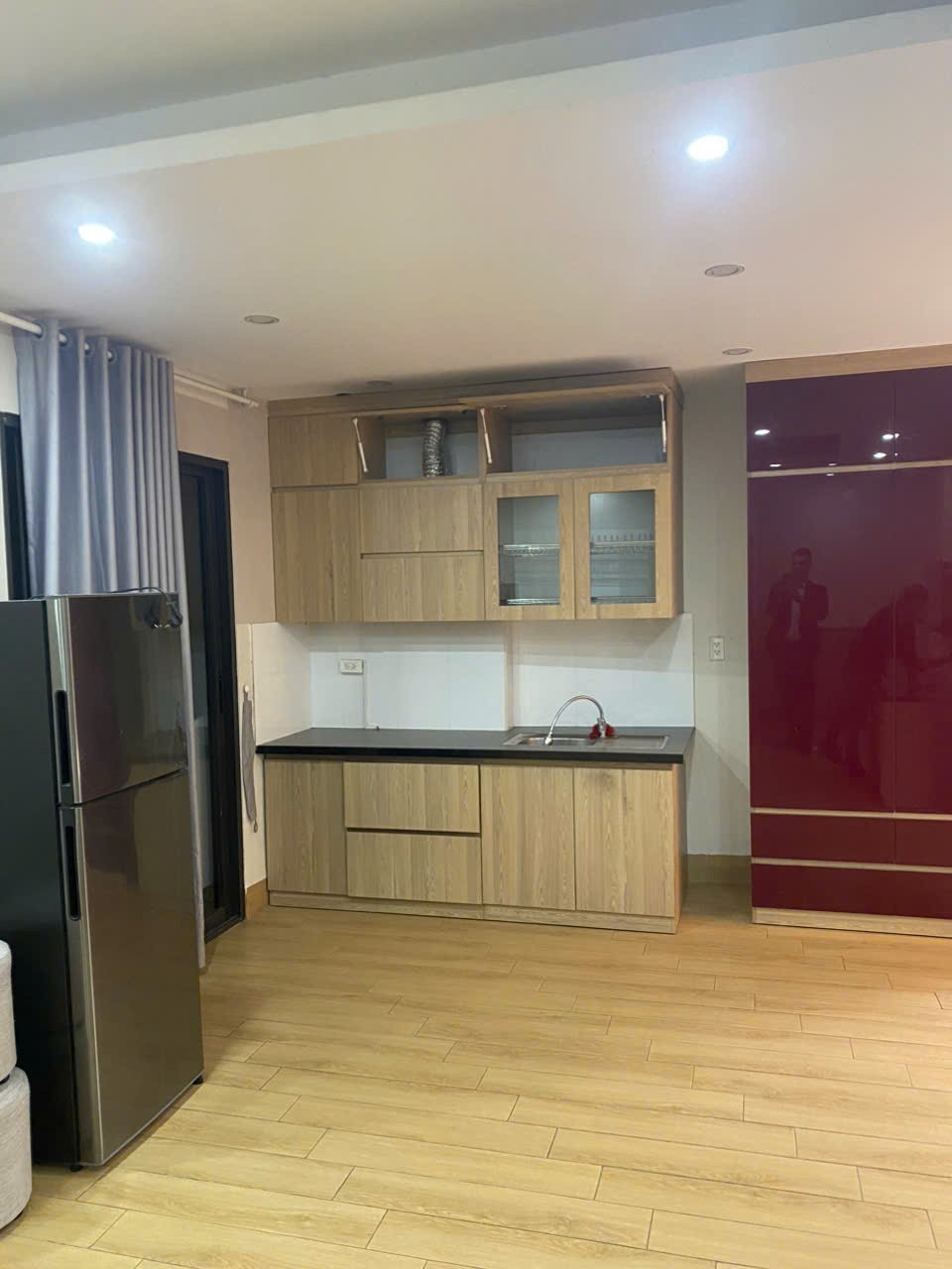 Chính chủ cho thuê Căn hộ dịch vụ giá rẻ 1N, 1K tại Ngõ 294 Kim Mã, Ba Đình. Chỉ 10tr 3