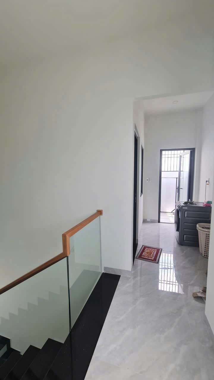NHÀ 3 TẦNG, TRUNG TÂM NHA TRANG, ĐANG CHO THUÊ 20 TRIỆU/THÁNG, GIÁ CHỈ 12,5 TỶ 8