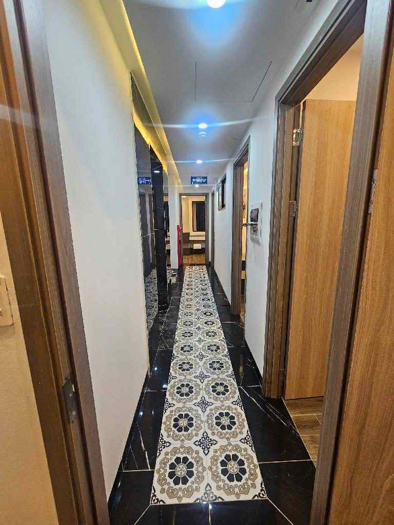 Chung cư mini Cổ Linh, 100m x 8 tầng, 26 phòng cao cấp khép kín, dòng tiền 130tr/tháng 2