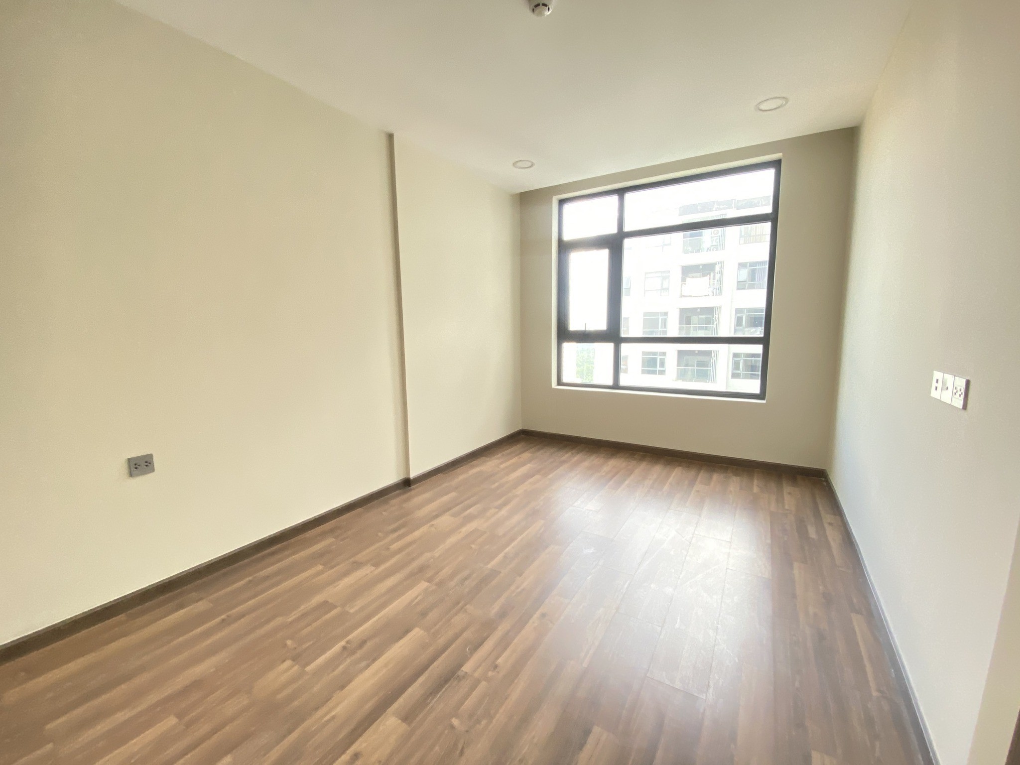 De Capella - Rỗ hàng giá cực tốt, sổ hồng sẳn, sang tên nhanh chóng giá siêu hời chỉ từ 100tr/m2 5