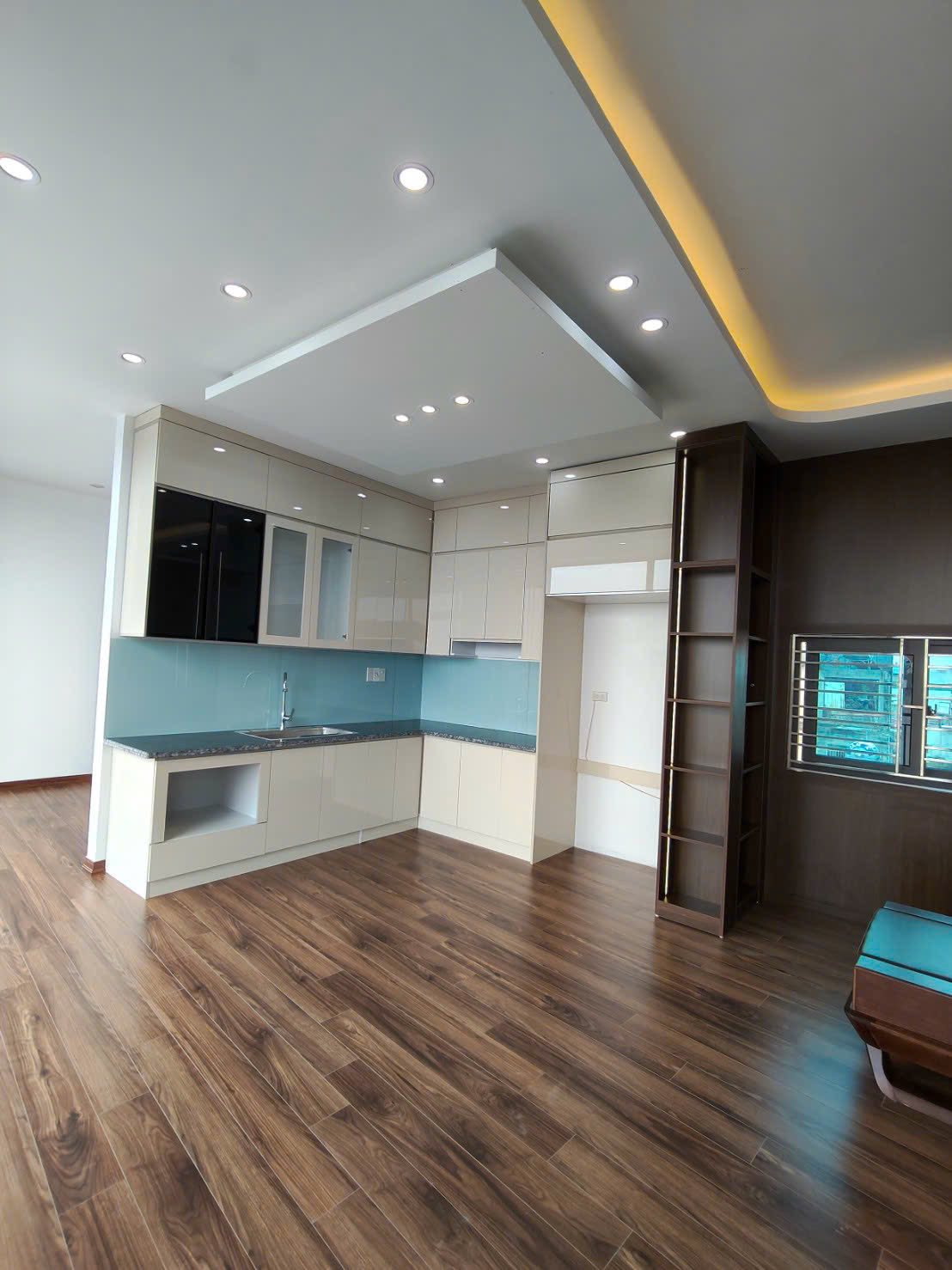 Bán căn góc mặt đường Lê Thanh Nghị, TP Hải Dương, 84.3m2, 5 tầng, KD buôn bán, giá tốt 6