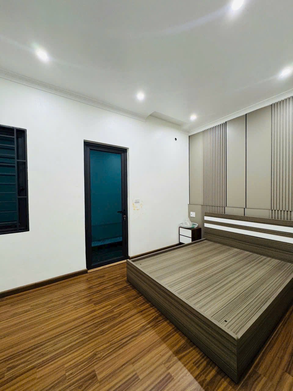 Bán căn nhà 3 tầng mặt phố KĐT Bắc Nguyễn Lương Bằng, TP HD, 63m2, mt rộng, chỉ 4.3x tỷ 6
