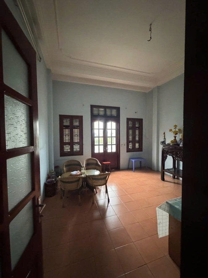 Bán nhà 5 tầng mặt phố Quang Trung, 51m2, mặt tiền 4.7m, kinh doanh tốt, giá 24 tỷ 5