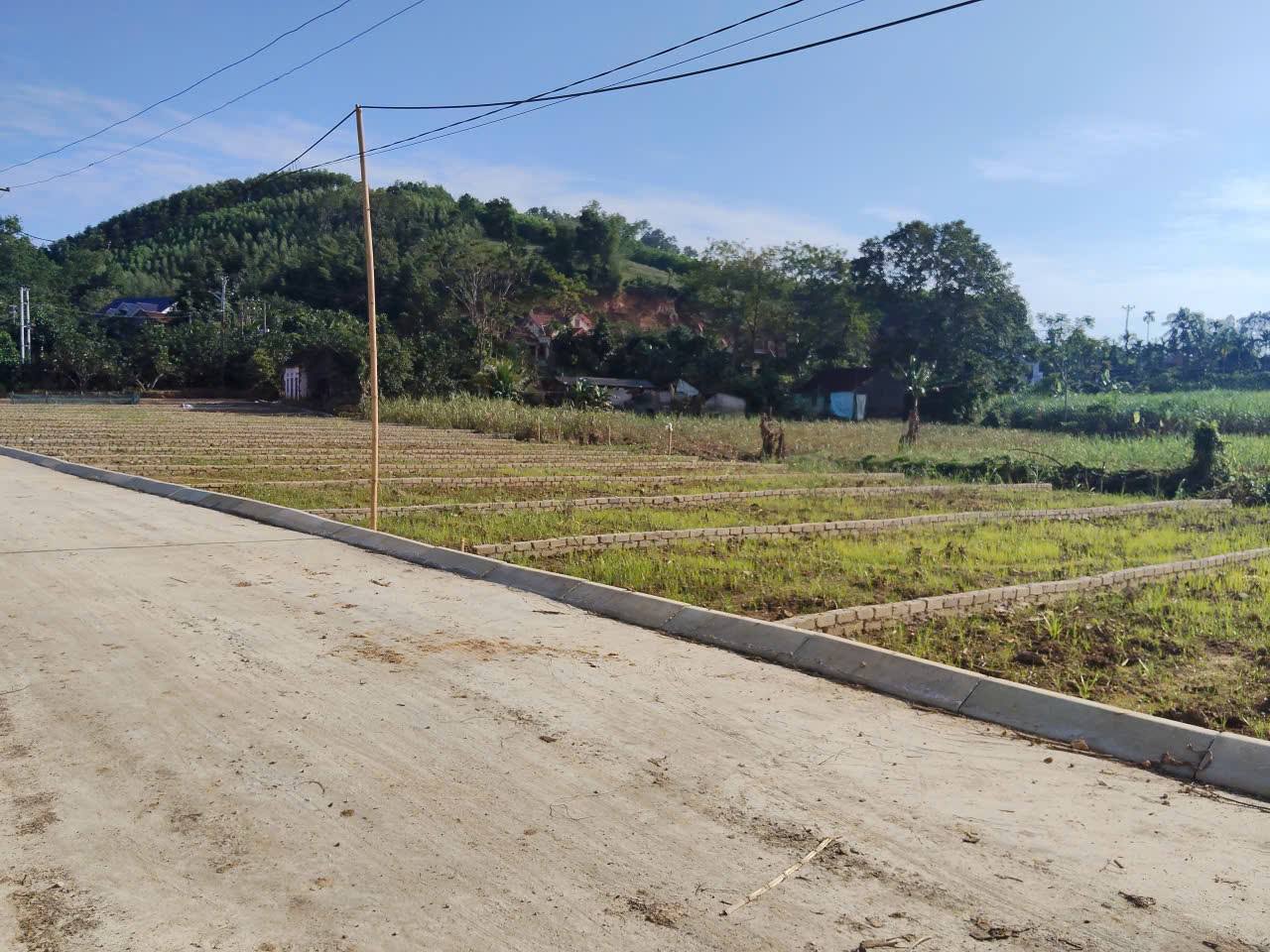 Cần tiền bán gấp lô đất full thổ cư tại Thạch Thành giá 190 triệu