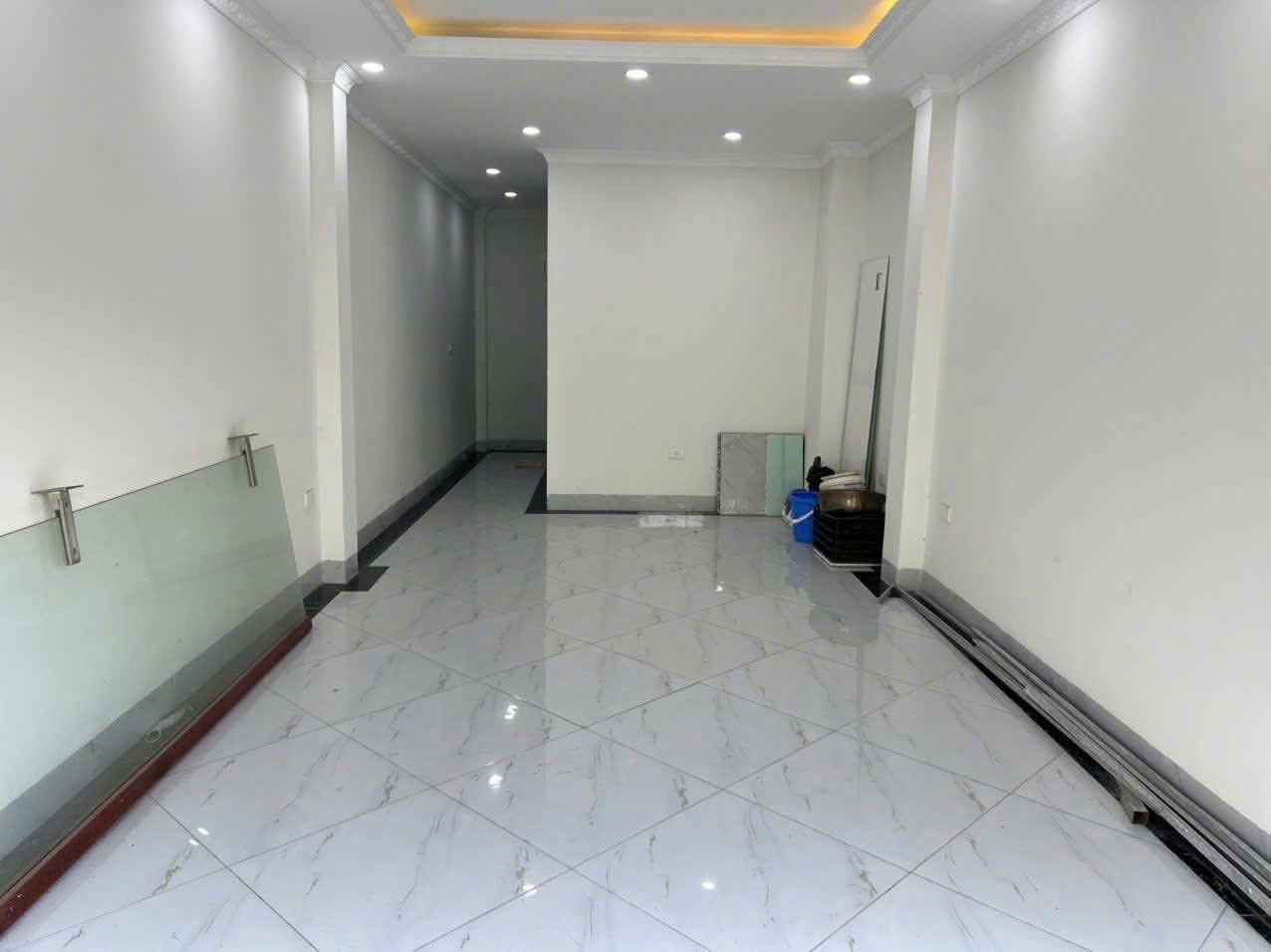 Bán Nhà Sát Khu TĐC Long Biên- Đường Vỉa Hè, Gara ÔTô Dừng Đỗ Ngày Đêm- Cạnh Hồ. 6