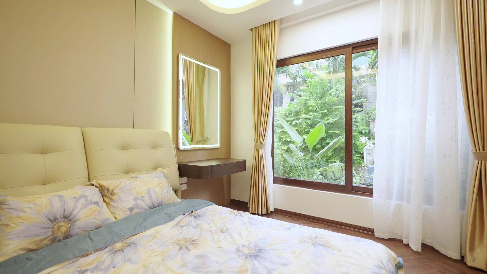 BÁN NHÀ #CHÍNH #CHỦ- TRUNG TÂM #CẦU #GIẤY- GIÁ ĐẸP NHẤT- TẶNG NỘI THẤT- THANG MÁY-5 TẦNG _49M2- Ô 2