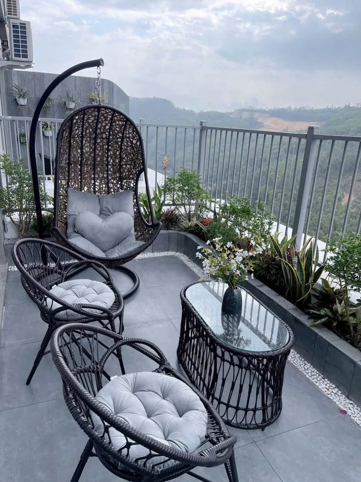 Chính chủ bán căn Duplex 2 tầng 3pn 96,5m chung cư Dragon Castle Bãi Cháy, Hạ Long. Ngay cạnh TTTM 3
