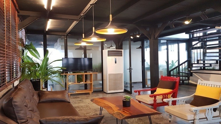 Cho thuê Căn hộ chung cư đường Tứ Liên, Phường Tứ Liên, Diện tích 160m², Giá 28.6 Triệu/tháng 4