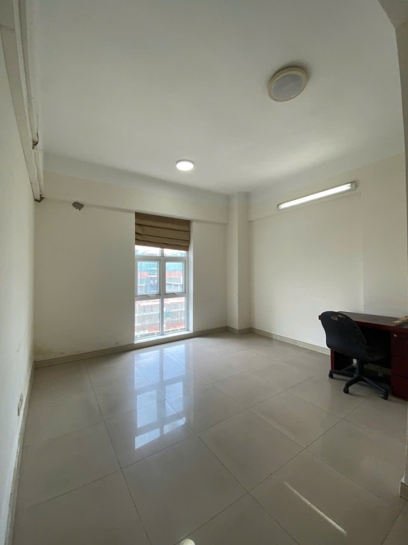 HANCOM LẠC LONG QUÂN – 162m² – 4PN RỘNG HIẾM TẠI TÂY HỒ 5