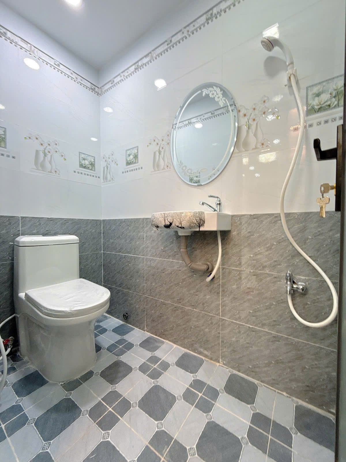 NHÀ XINH GIÁ TỐT NHẤT TÂN HÒA ĐÔNG GIÁP Q6 15M2 2 TẦNG SHR CHỈ 2.15 TỶ 8