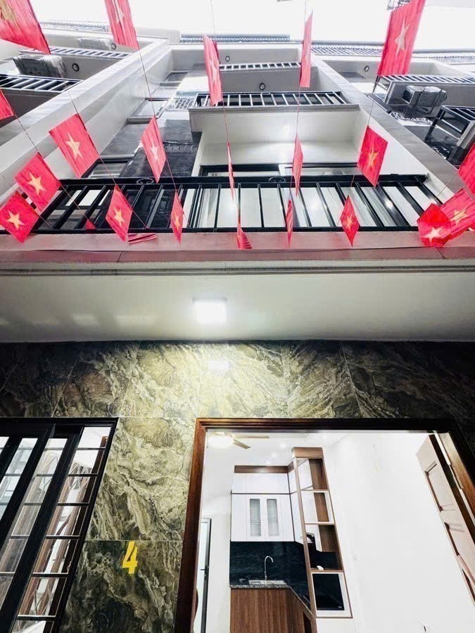 BÁN NHÀ NGỌC THỤY – LONG BIÊN  NHÀ MỚI ĐẸP – Ô TÔ ĐỖ CỔNG – 5 TẦNG 2