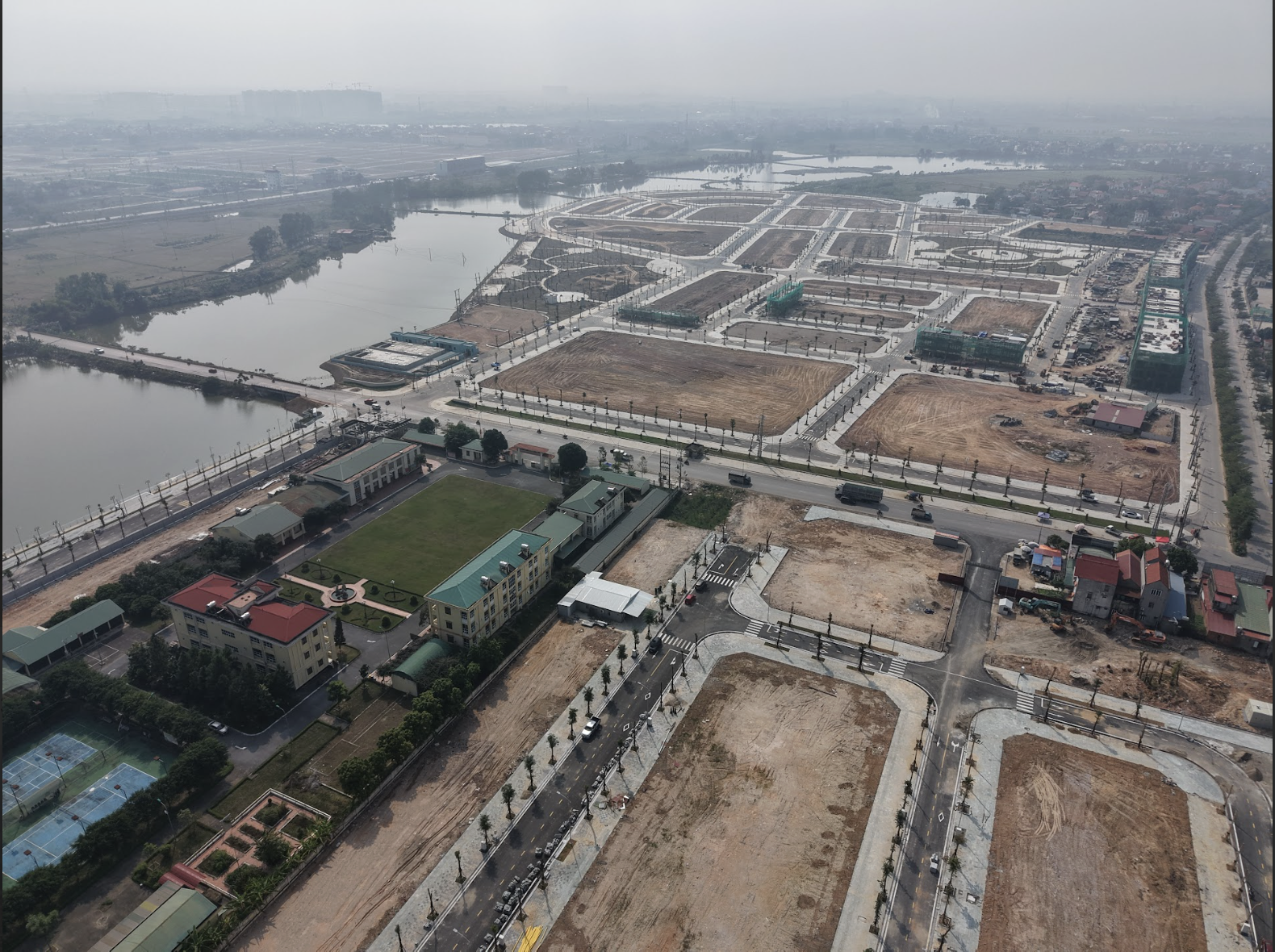 Bích Động Lakeside Lô Góc 111m² – Mặt Tiền 6m – Trục 22m – Giá 70tr/m²