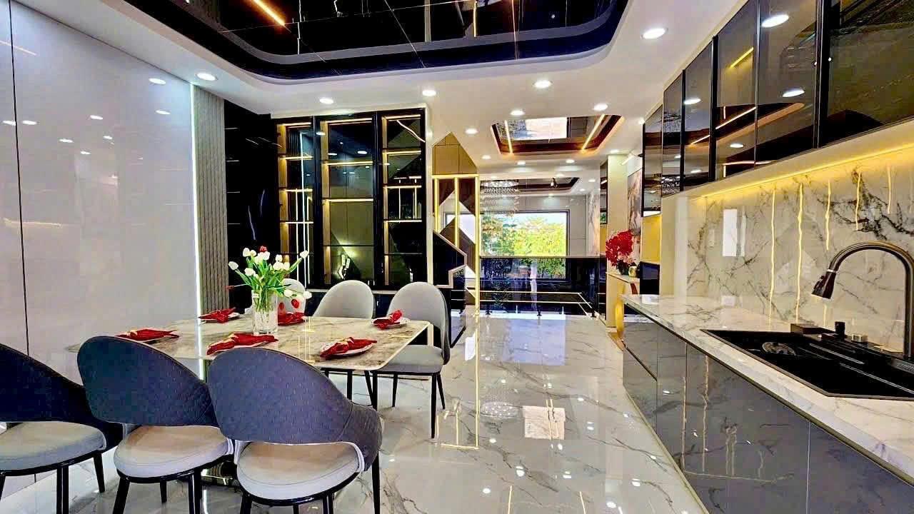 Nhà hẻm xe hơi Huỳnh Tấn Phát, 5 tầng, nội thất cao cấp, chỉ hơn 8 tỷ 2