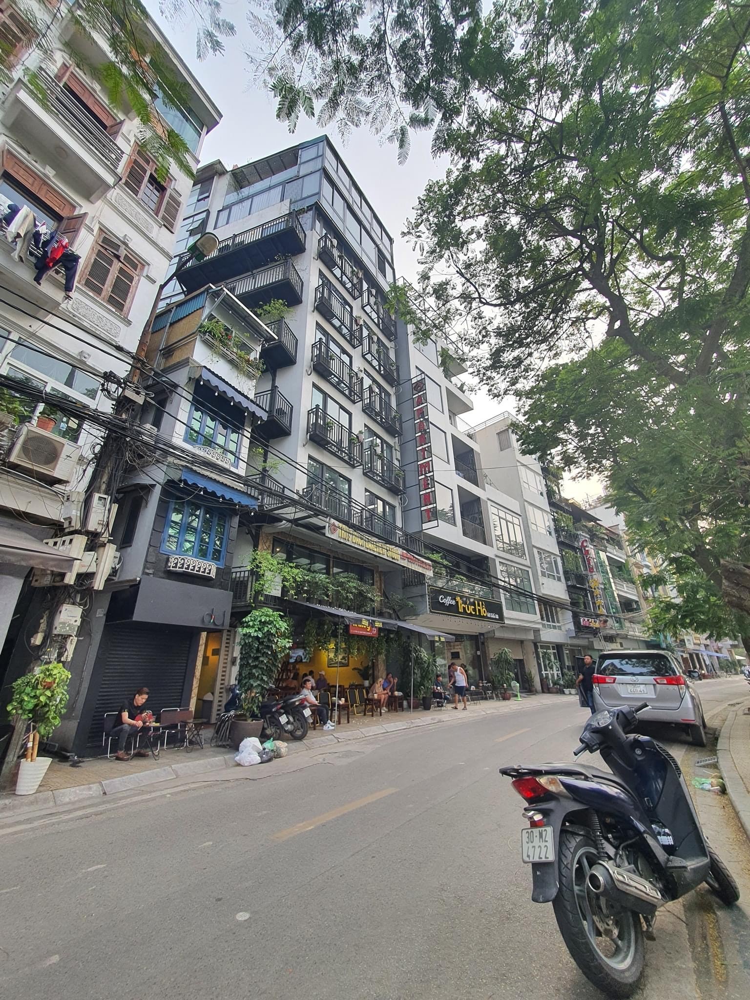 Bán nhà mặt phố Trúc Bạch, View hồ, ô tô tránh, lô góc 2 mặt phố, hiếm nhà bán. Giá 45 tỷ 2