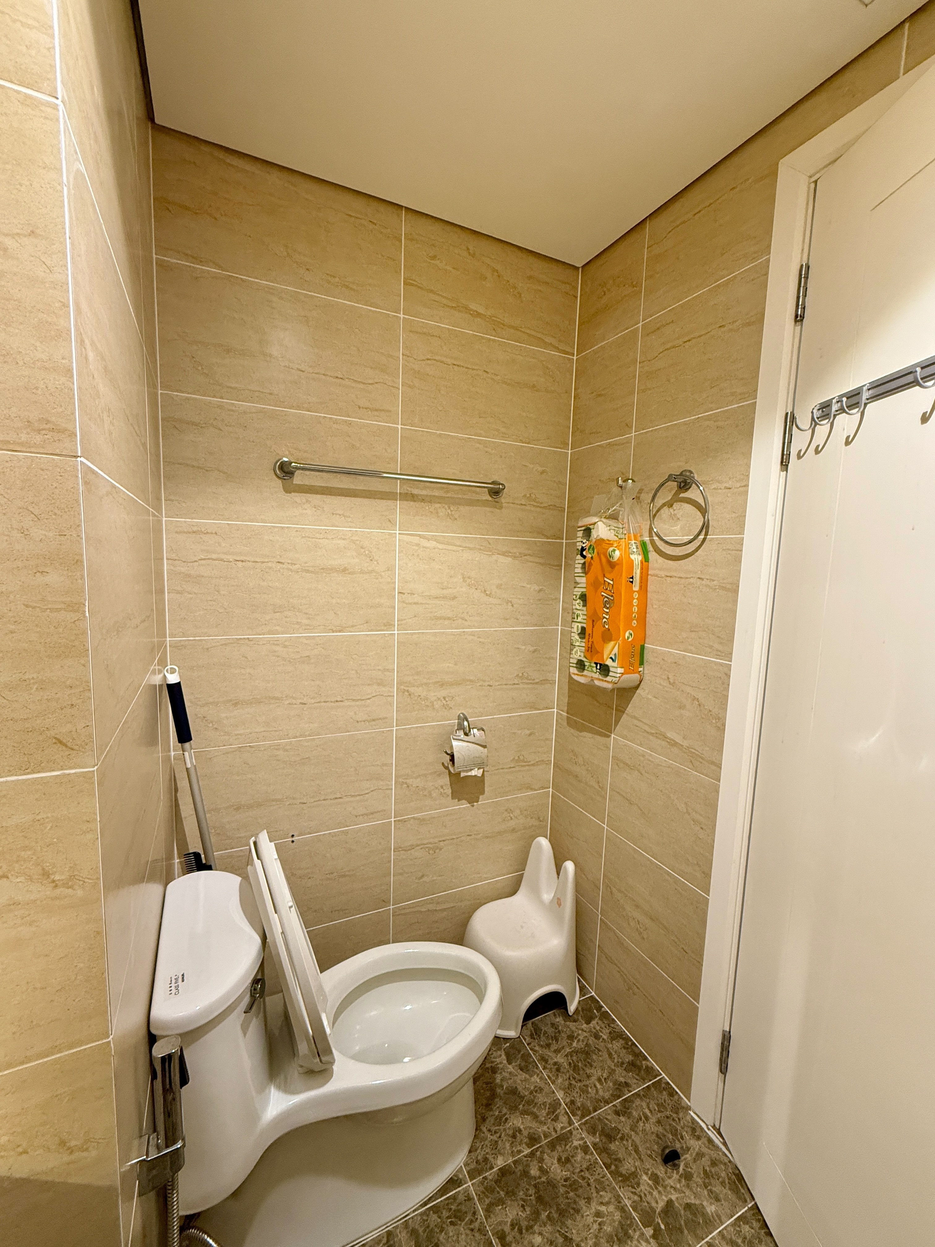 Cần bán Căn hộ chung cư dự án Vinhomes D'Capitale, Diện tích 73m², Giá 8.9 Tỷ 6