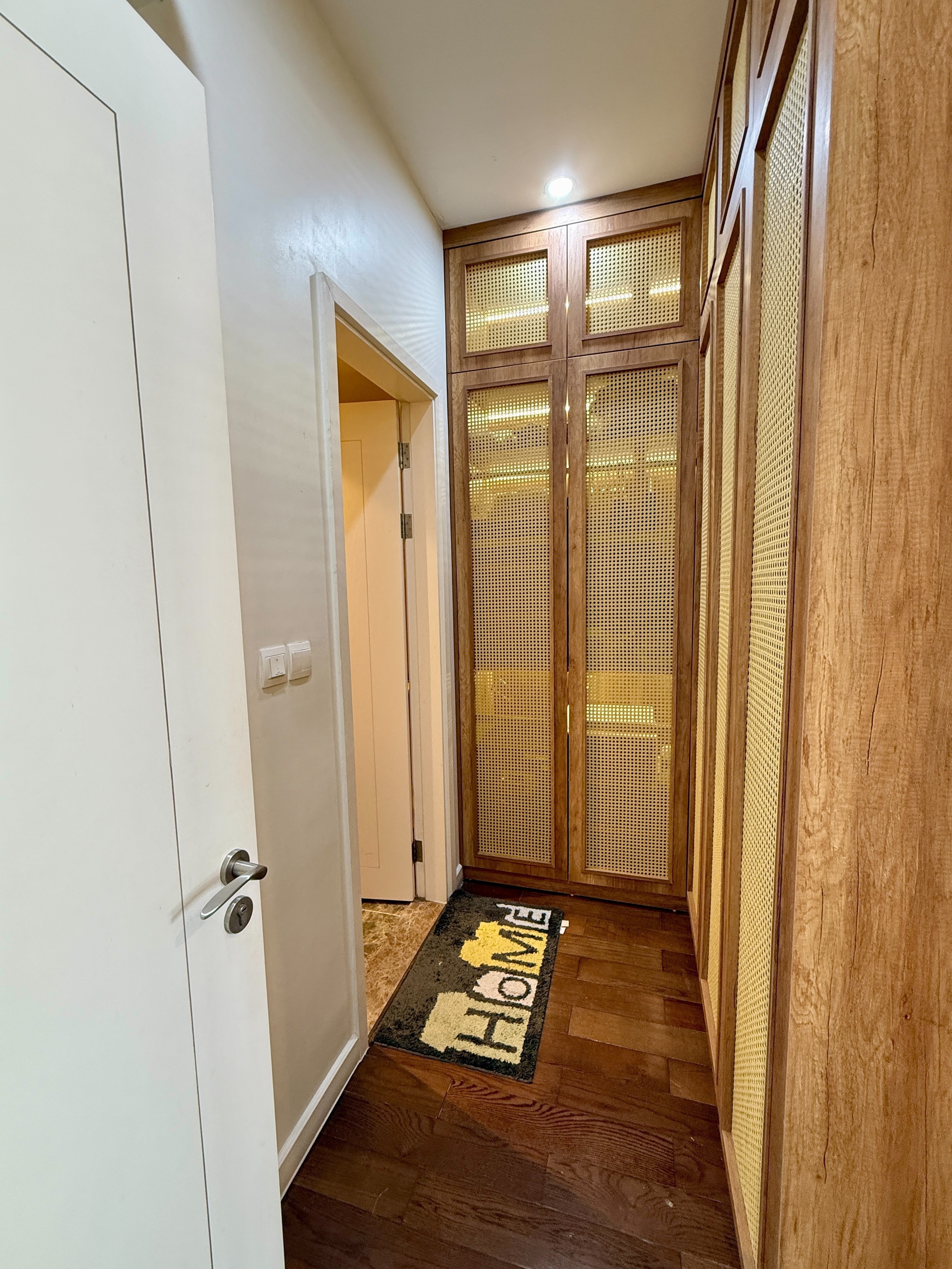 Cần bán Căn hộ chung cư dự án Vinhomes D'Capitale, Diện tích 73m², Giá 8.9 Tỷ 7