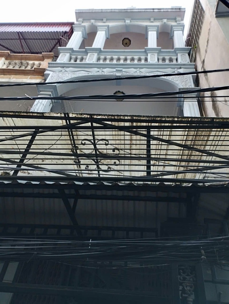 HIẾM – NHÀ TRUNG TÂM Ngọc Lâm – 61M² – CHỈ 9.98 TỶ